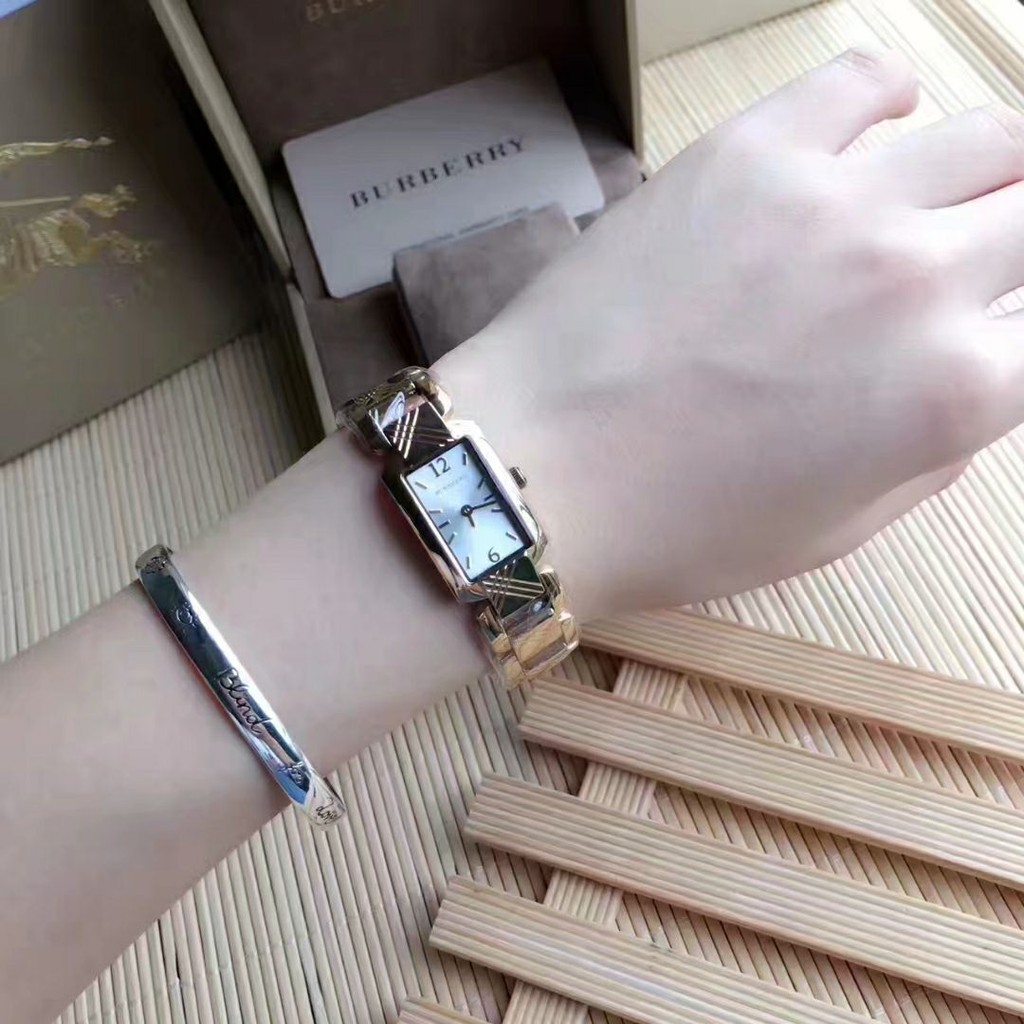 burberry-casio-นาฬิกาข้อมือผู้หญิง-สีทอง-สายสแตนเลส-รุ่น-bu4213