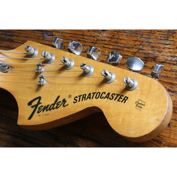 โลโก้หัวกีตาร์-fender-stratocaster-1974