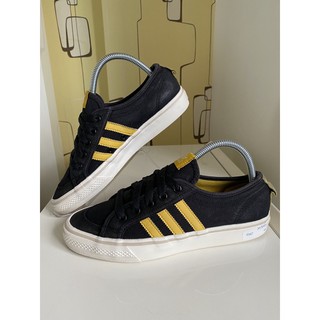 รองเท้าผ้าใบ Adidas size39