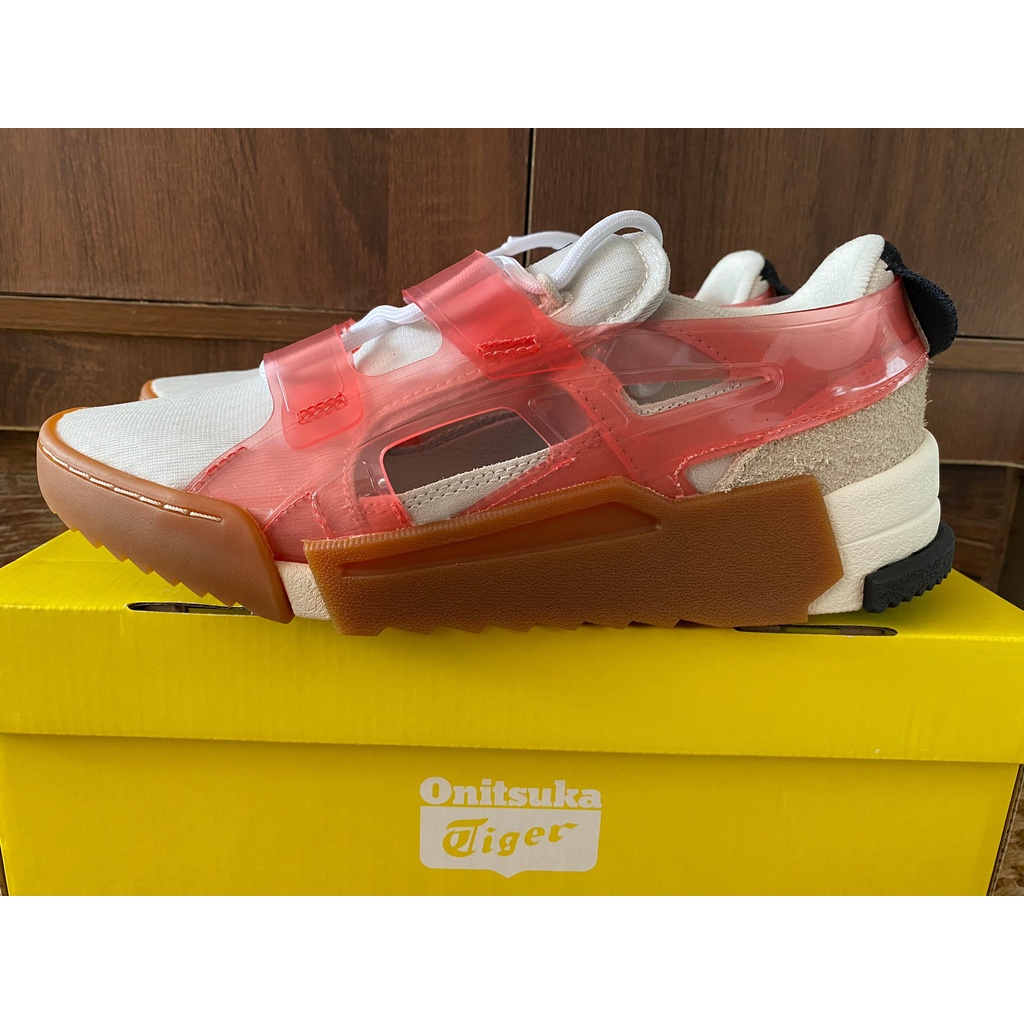 onitsuka tiger big logo runner sandal