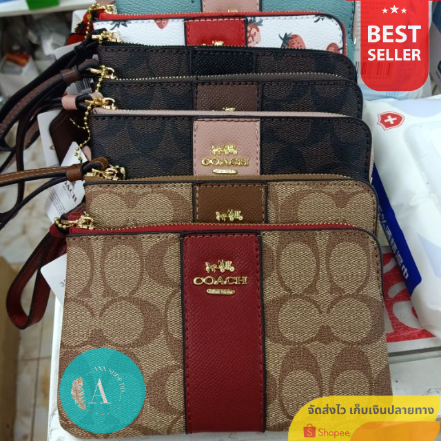 รูปภาพของFlash sale กระเป๋า coach คล้องมือ (ส่งฟรี) ขนาด 6.5 นิ้ว Best sellerลองเช็คราคา