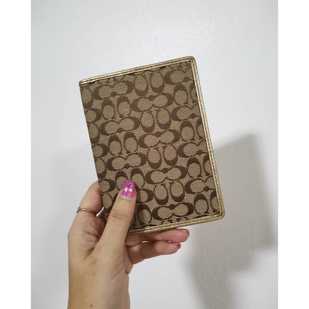 Sold out Passport cover "Coach" แท้💯 Shopee Thailand