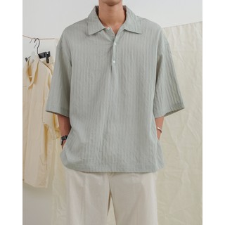 Open-Sleeved Polo Shirt in Sage Green | เสื้อเชิ้ตแขนสั้นคอโปโลผัาลายริ้วคลื่น สีเขียวเซจ