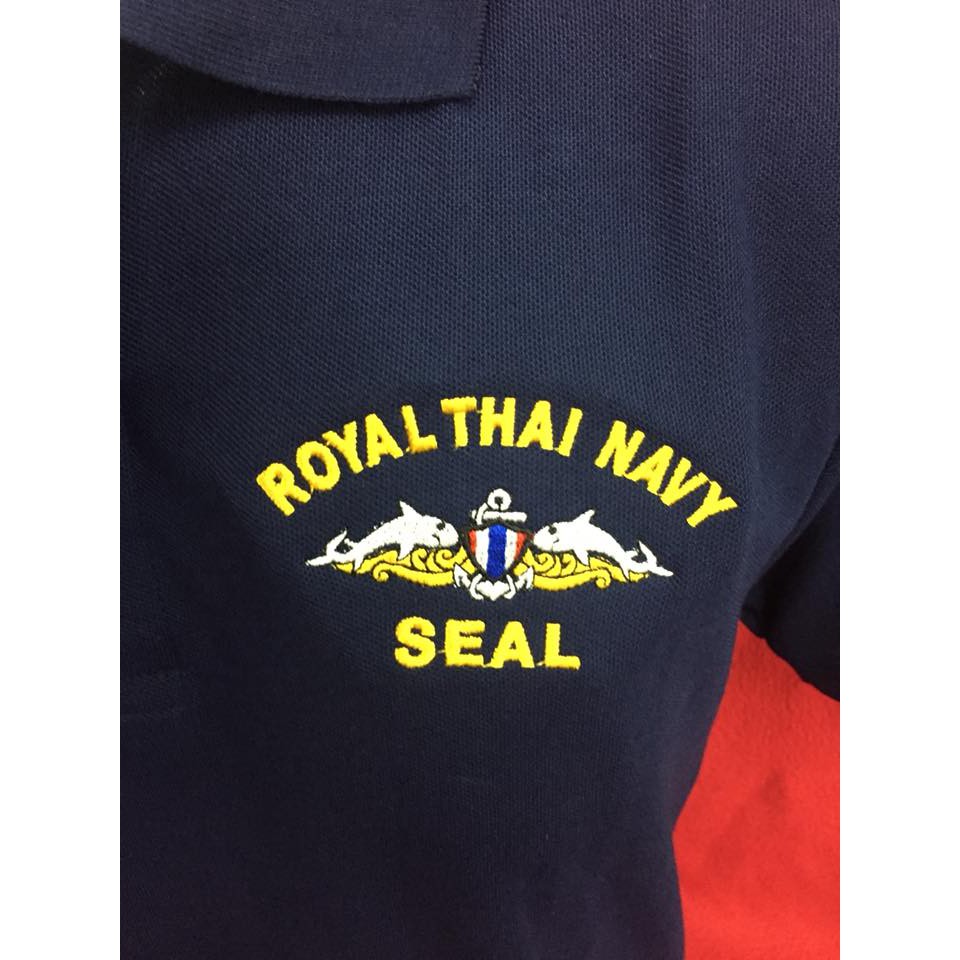 เสื้อโปโลสีกรมท่า-ปักลาย-royal-thai-navy-seal