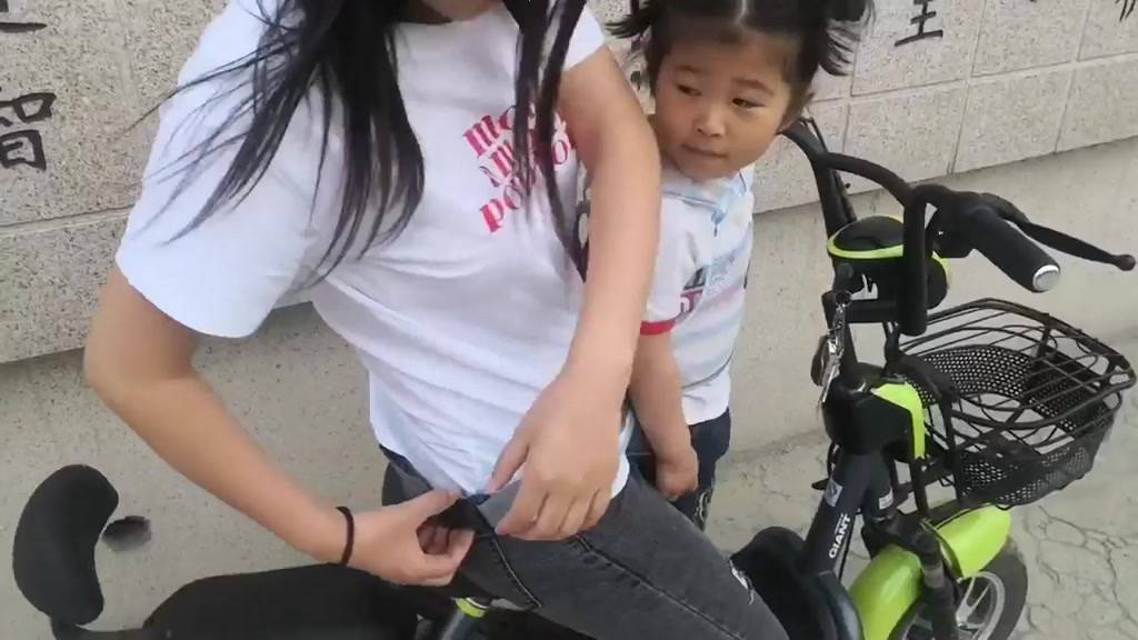 สายรัดกันตกรถ-จัรกยาน-มอเตอร์ไซค์-เข็มขัดนิรภัยเด็ก-child-bicycle-seat-belt