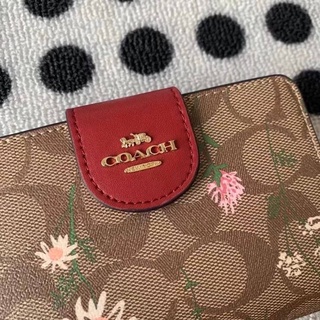 Coach MEDIUM CORNER ZIP WALLET (C7413 /C7414)