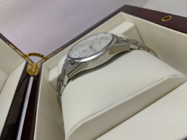 used-tag-heuer-carrera-date-dial-silver-stainless-steel-automatic-calibre5