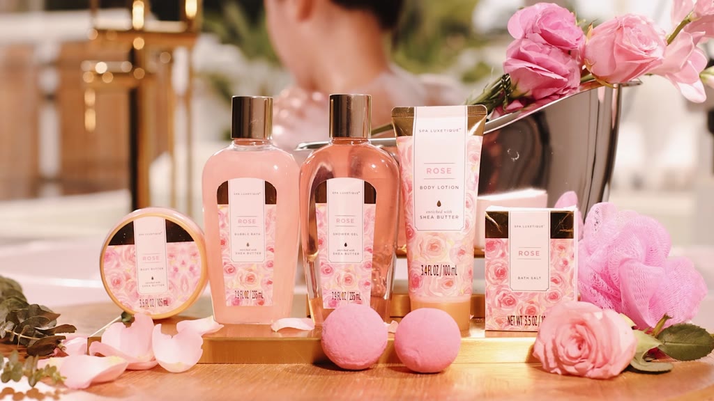 spa-luxetique-spa-gift-set-ชุดของขวัญกระเช้าของขวัญสปา-8-ชิ้น-ชุดของขวัญ-ชุดดูแลร่างกายผู้หญิง-ของขวัญวันหยุด