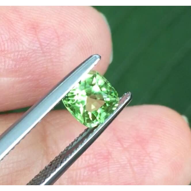 พลอยเพอริดอท-peridot-นน1-22กะรัต