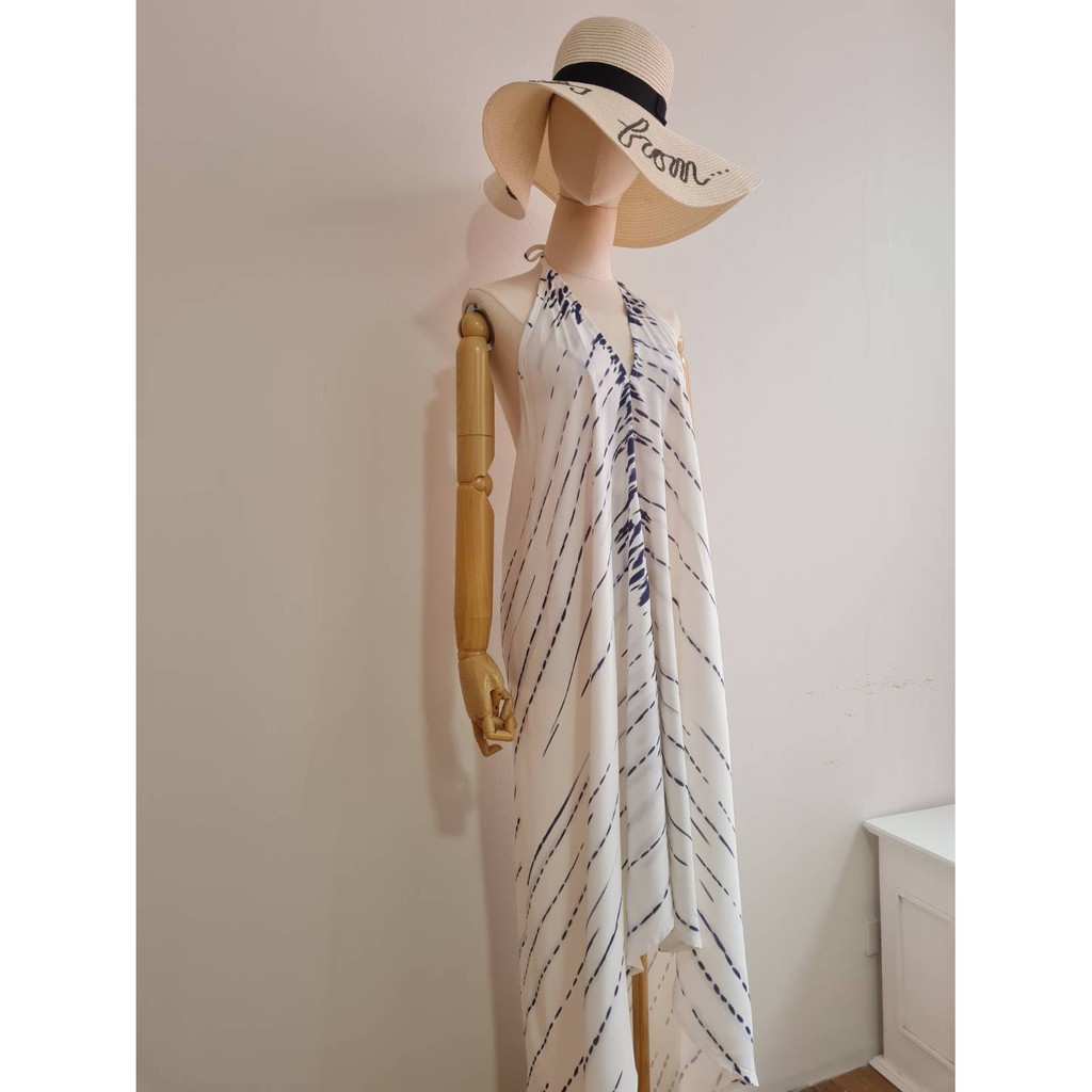 ภาพสินค้าพร้อมส่ง กดได้เลยจ้า เดรสฮาวายไปทะเล ฮิตมา ดาราใส่เยอะ New Gypzy dress จากร้าน kanie2210 บน Shopee ภาพที่ 4