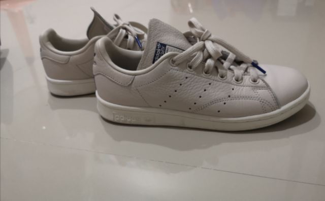 รองเท้า-adidas-stan-smith-สีออฟไวท์