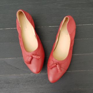 Stefani Ruby Red รองเท้าหนังแกะ