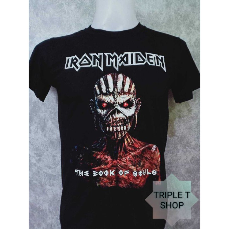 ภาพหน้าปกสินค้าเสื้อยืดคอกลม สกรีนลาย IRON MAIDEN (รหัส 94) จากร้าน triple.t_shop บน Shopee