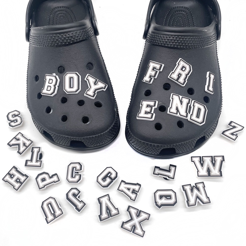 ภาพสินค้าCrocs jibbitz ตัวอักษร alphabet A-Z 26 ตัว อุปกรณ์เสริมรองเท้า จากร้าน hongping121475.th บน Shopee ภาพที่ 1