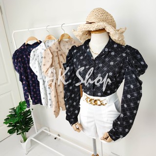 AK Shop เสื้อเชิ๊ตคอปกแขนยาว ลายดอกแชนแนล No.079