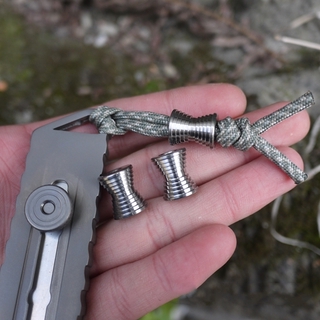 CNEDC Mini Titanium alloy TC4 Knife Beads Fall Key Strap Pendant Rope Flashlight Pendant