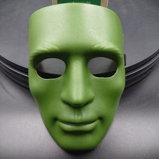 หน้ากาก​ คนหน้าเขียว แฟนธอม ทำจากพลาสติกอย่างดี​ ​ ใช้ได้หลายงาน​ ทั้งสงกรานต์​ ฮาโลวีน​ และ​ งานแฟนซีต่างๆ​ 😎