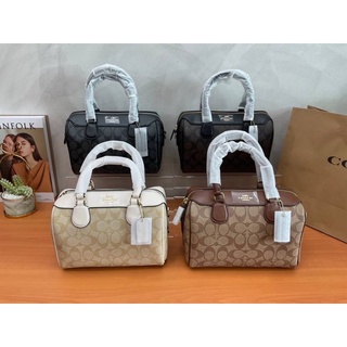 กระเป๋าสะพายข้าง สินค้า coach outlet