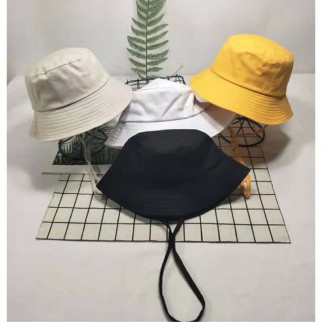 ภาพหน้าปกสินค้าSale พร้อมส่งจาก  Bucket หมวกบักเก็ตมีสาย จากร้าน fasioncaps บน Shopee