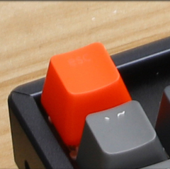 ภาพขนาดย่อของภาพหน้าปกสินค้าKeychron K8 Wireless Mechanical Keyboard Bluetooth 5.1 Hot Swap Keyboard Blue Switch/Red Switch/Brown Switch คีย์บอร์ด จากร้าน kongjianzhan.th บน Shopee ภาพที่ 7