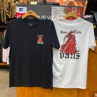 Vans Vance ใหม่ เสื้อยืดคอกลม แขนสั้น พิมพ์ลายโลโก้อนิเมะ VN0A4MM2BLK A4MM2WHT