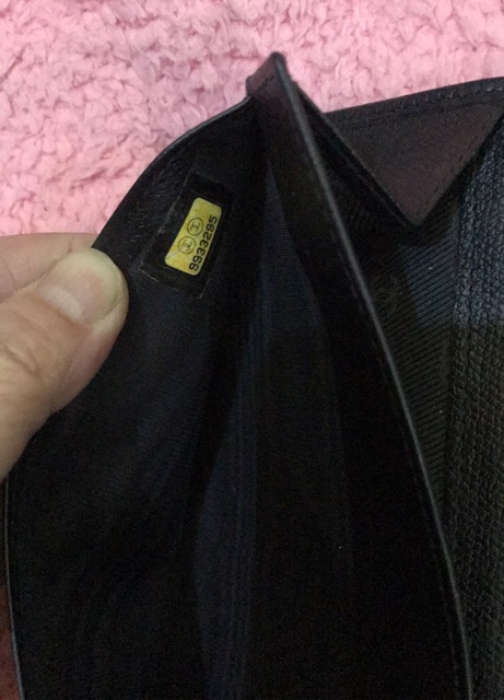 กระเป๋าสตางค์ใบยาวchanel-สีดำ-สภาพใหม่-ขายแ