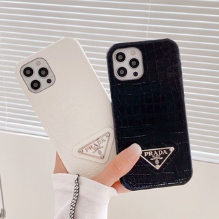 เคสโทรศัพท์มือถือหนังจระเข้ ลายโลโก้สามเหลี่ยม สําหรับ iphone 11 13 pro max 12 pro max xr xs max 7 8 plus 6plus