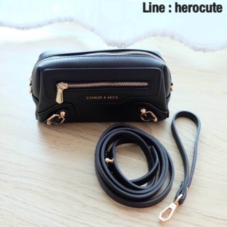 Charles &amp; Keith Mini Shoulder Bag with Zip ของแท้ ราคาถูก