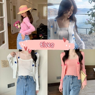 Elves✨พร้อมส่ง✨ เสื้อสายเดี่ยวไหมพรม+เสื้อคลุมไหมพรม ติดดอกไม้น่ารัก2สีคิ้วมาก ~82001+82001-1~ -C