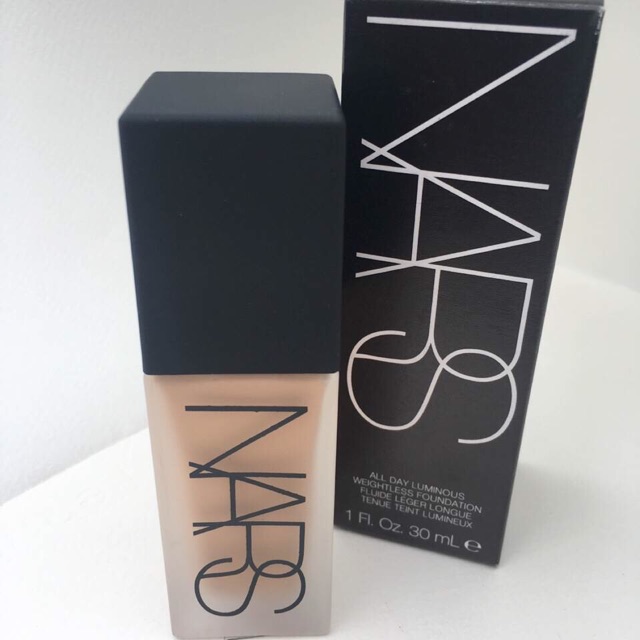 nars-รองพื้น