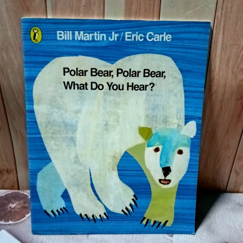 หนังสือปกอ่อน Polar Bear, Polar Bear, What Do You Hear? มือสอง by Eric