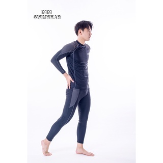 ภาพขนาดย่อของภาพหน้าปกสินค้าชุดว่ายน้ำผู้ชาย 91008 เซต 2 ชิ้น แขนยาว ขายาว สีพื้นดำ ผ้าดีใส่แร้วไม่ร้อน จากร้าน imim_swimwear บน Shopee