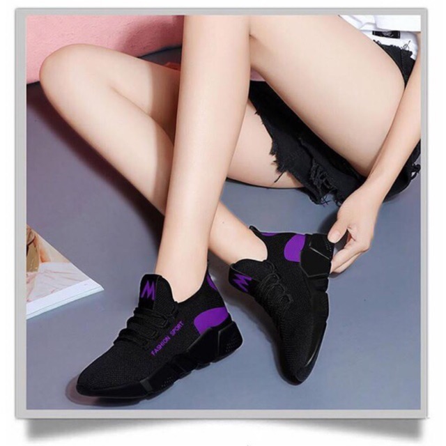 ภาพหน้าปกสินค้ารองเท้าผ้าใบ รองเท้าผ้าใบแฟชั่น รองเท้าทรงสลิปออน รองเท้าผ้าใบผู้หญิงM07