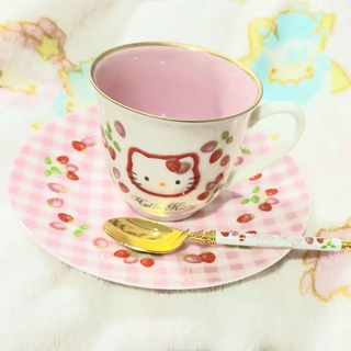 set​ แก้วกาแฟเซรามิก​ ขอบทอง​ คิตตี้​ kitty​ งาน​ vintage​ ใหม่พร้อ​มกล่อง