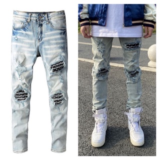 ภาพหน้าปกสินค้า30​พร้อมส่ง​ AMIRI new light-colored ripped jeans men\'s custom patch ซึ่งคุณอาจชอบราคาและรีวิวของสินค้านี้