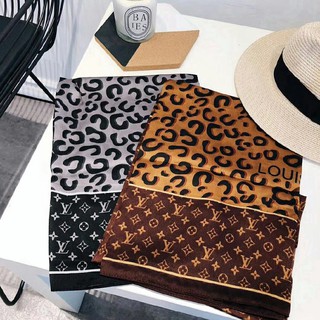 LV SILK LEOPARD SCARF ผ้าพันคอ แบรนด์เนม ลายโมโนแกรม- ลายเสือ พร้อมส่ง