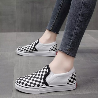 🎼 แฟชั่น 🎶 รองเท้าผ้าผู้หญิงสไตล์ฮิต แฟชั่น overshoes ลำลอง นุ่ม สบาย ทนต่อการสึกหรอ กันลื่น