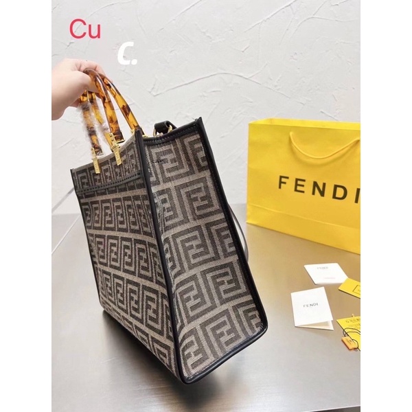 fendi-กระเป๋าแบรนด์เนม-ไซค์14-เฟนดิ