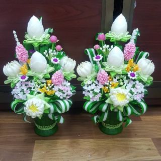 แจกันบัวพับดินไทย สูง 16 นิ้ว แซมดอกไม้ไทย /ราคาต่อ 2 ชิ้น