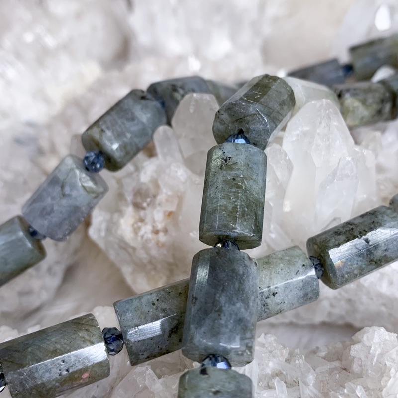 ลาบาโดไลท์-labradorite-ทรงกระบอก-10-14-มิล-หินธรรมชาติ-เส้นยาว