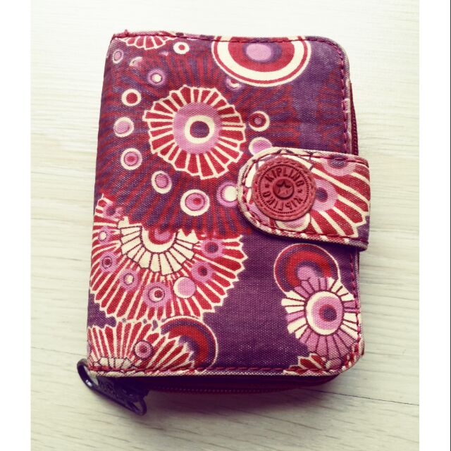 kipling-กระเป๋าสตางค์สุดน่ารัก-สีแดงสดใส-สภาพดี