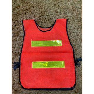 ภาพหน้าปกสินค้าF19  Reflective Vest  เสื้อจราจร  เสื้อกั๊กจราจร  เสื้อกั๊กสะท้อนแสง,ความปลอดภัยเสื้อกั๊กสะท้อนแสงเห็นได้ชัด safety vest ที่เกี่ยวข้อง