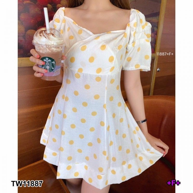 lt-tw11887-gt-dress-เดรสคอเหลี่ยมกว้าง-พิมลายจุด-แขนเย็บจีบ-งานผ้าหางกระรอก-มีซิปหลัง