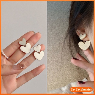 ภาพหน้าปกสินค้าKorean Version of Double Love Creamy White Earrings Girl Simple and Sweet Earrings Women Fashion Accessories ที่เกี่ยวข้อง