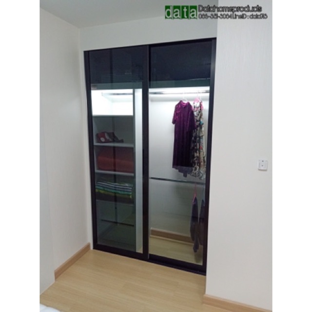 ตู้เสื้อผ้าบานเลื่อนบิ้วอินกระจกชาดำไฟในตู้-built-in-sliding-door-wardrobe