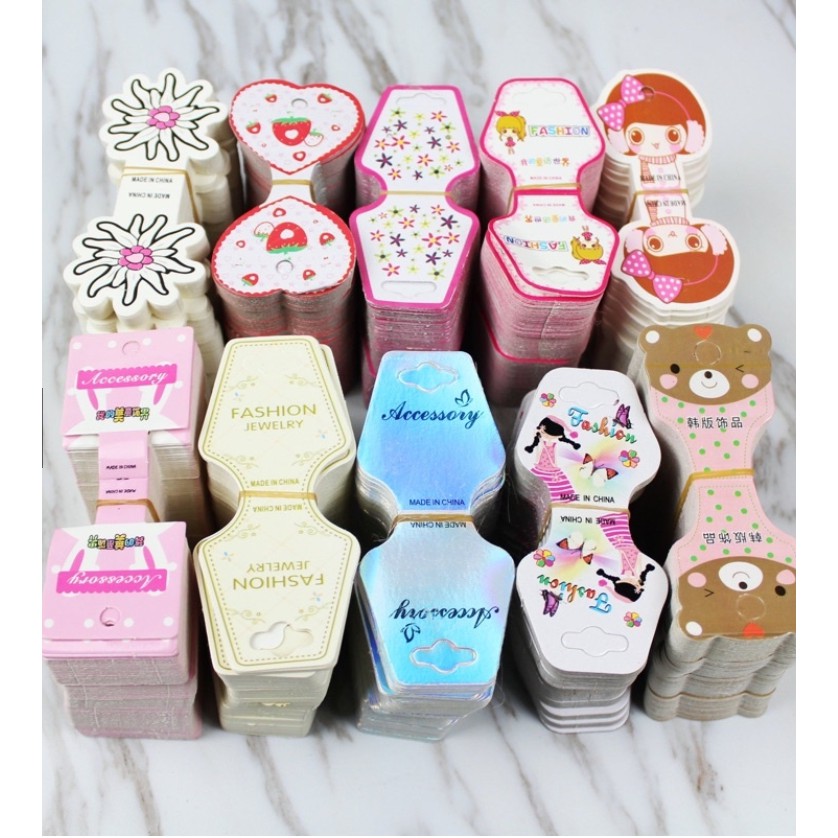aa86-shop-ป้ายห้อยกิ๊บช็อป-หัวกระดาษ-ป้ายห้อยยางรัดผม-กระดาษหัวสร้อย-10-4-5cm-50ใบ
