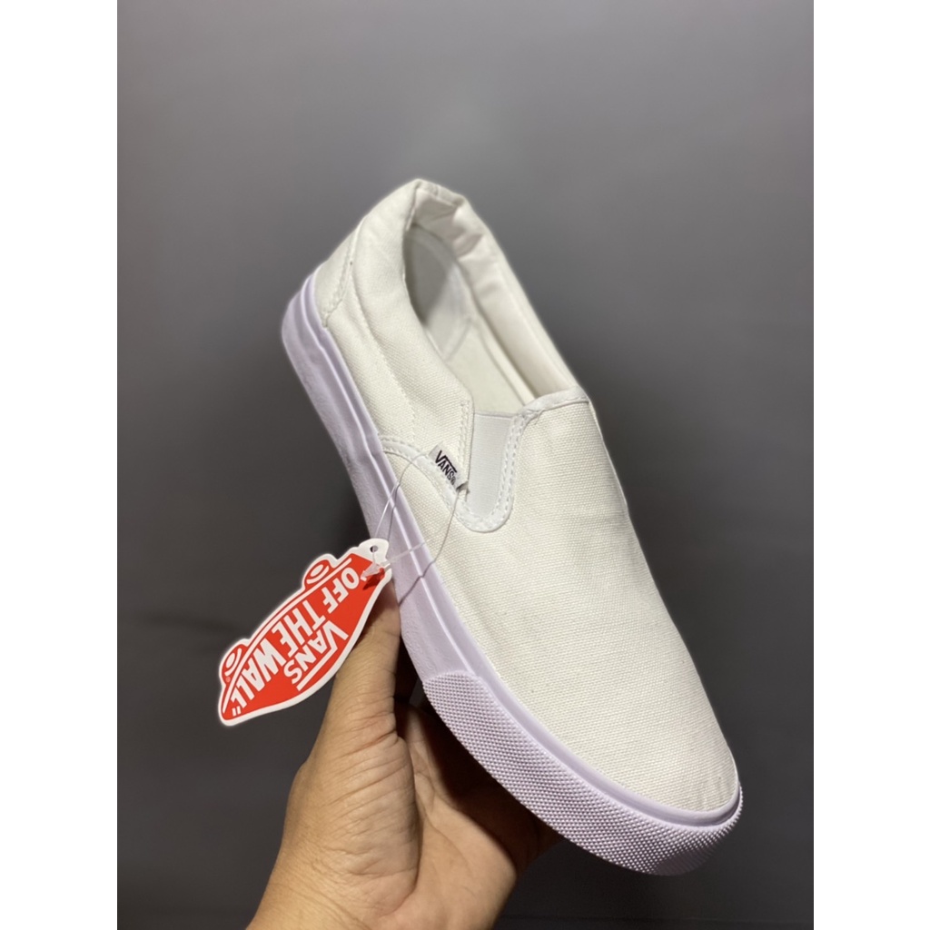 vans-slip-on-รองเท้าผ้าใบแบบสวม