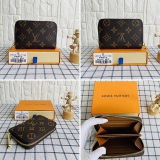 ภาพขนาดย่อของภาพหน้าปกสินค้ากระเป๋าสตางค์ Louis Vuitton M60067 กระเป๋าสตางค์ LV กระเป๋าสตางค์ผู้หญิงกระเป๋าสตางค์ใบสั้น จากร้าน vlxyotzky0 บน Shopee ภาพที่ 5