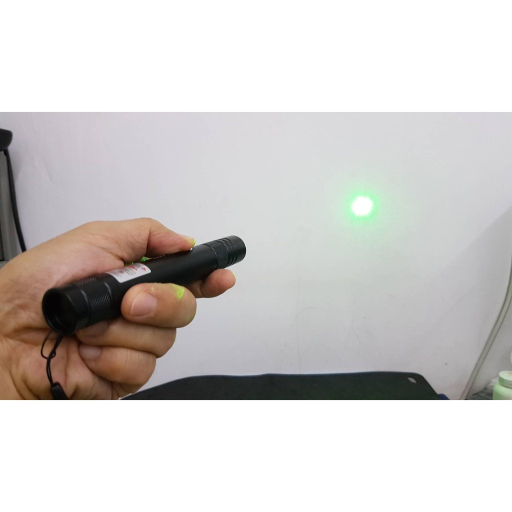 เลเซอร์-สีเขียว-100-mw-green-laser-pointer-แบบชาร์จไฟได้-พร้อมสายชาร์จในตัว