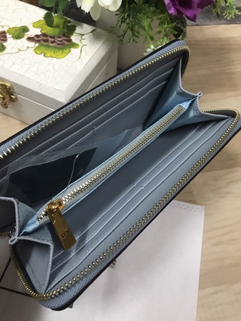 lyn-vela-long-wallet-ส่งฟรีems